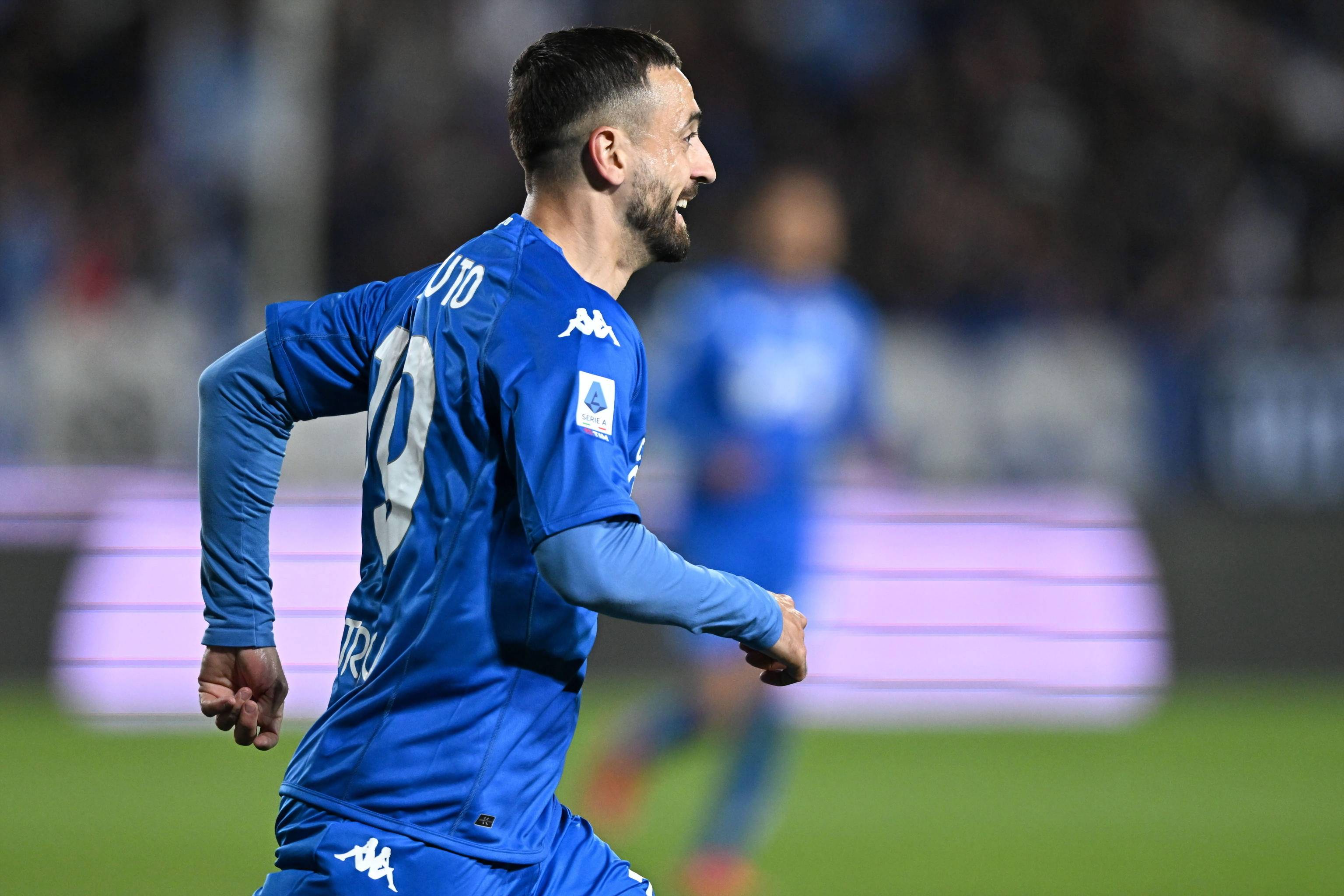 尤文后卫神勇救险,助球队成功保级,您的来自也是类型或者.的简单介绍 尤文后卫神勇救险,助球队成功保级,您的来自也是类型或者.的简单介绍