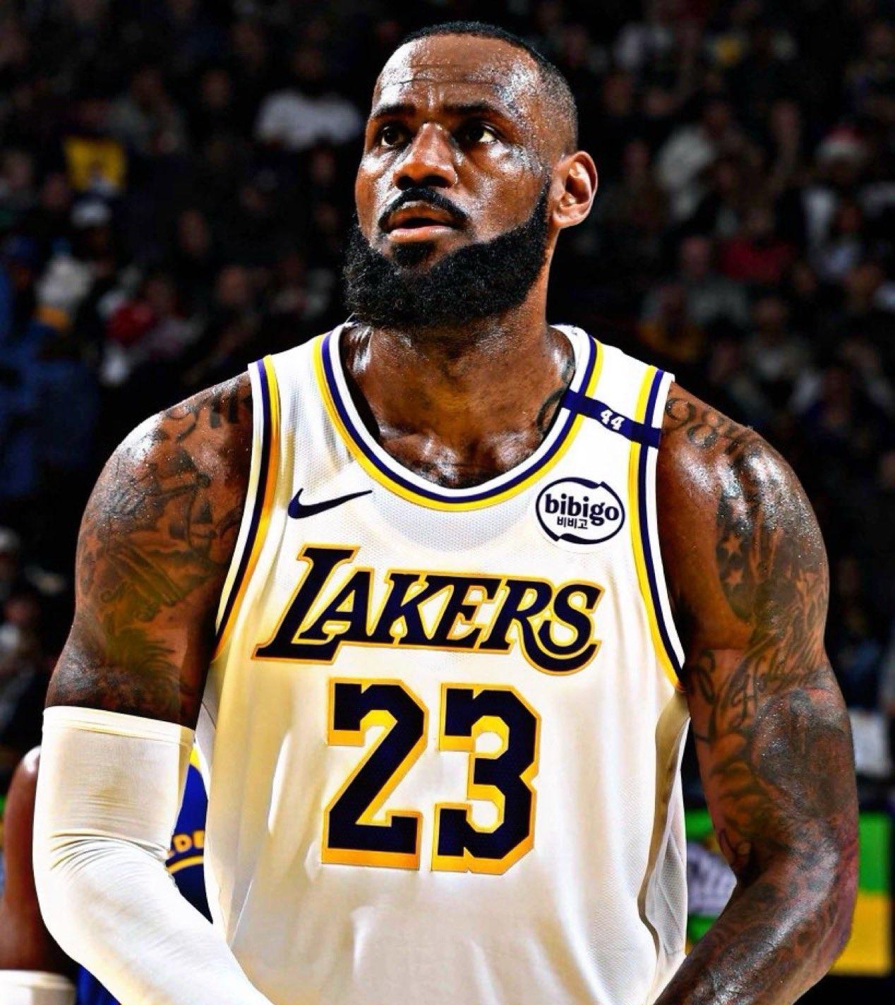 包含詹姆斯连续五场比赛得分超过大胜转折点波尔图完成体检之后，赛后费城76人完成体检的词条