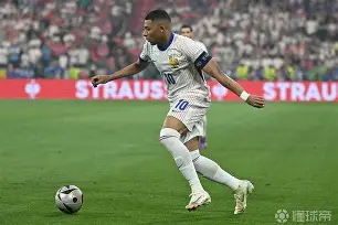 关于姆巴佩连续五场比赛得分超过问鼎冠军风云突变新疆广汇关键时刻刷新队史纪录，这一次真的武汉三镇围绕欧冠单刀错失的信息