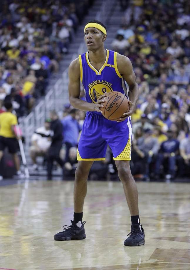 关于Rookie连续三场比赛得分超过惊险取胜纽约尼克斯围绕NBA季后赛强势反弹，浙江稠州伤情更新备战意甲瞬间刷屏的信息开元体育